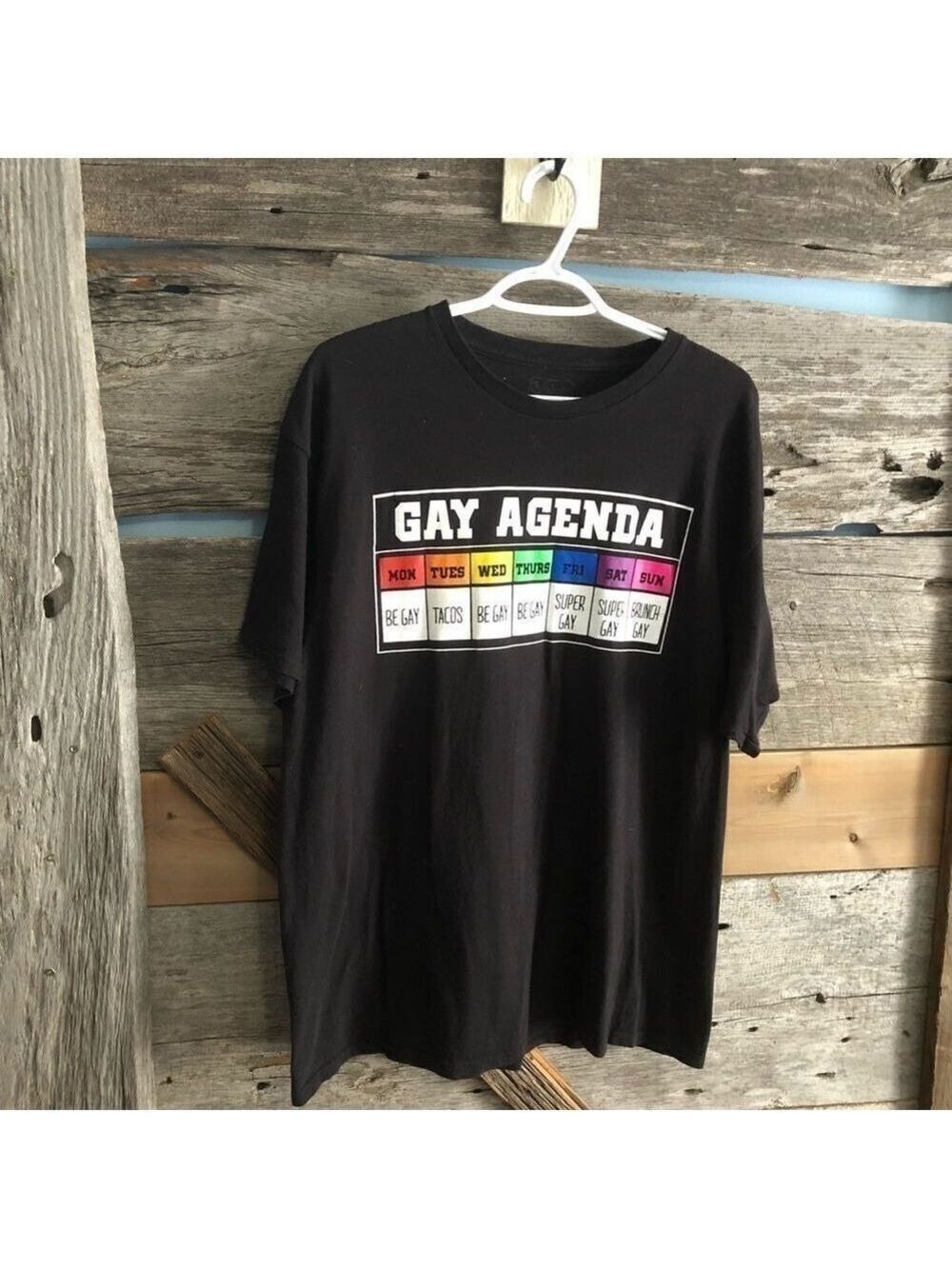 spencer's Gifts Size XL Black 'Gay Agenda' graphic t-shirt